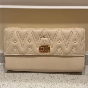 Valentino crossbody (milk)
